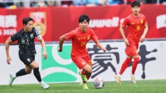 三连败！利物浦1-4埃因霍温，范戴克送点，德里乌赫双响